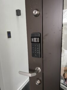 Khóa cửa nhôm Epic ES 500D biệt thự(1)