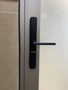 hình ảnh thục tế khóa philips