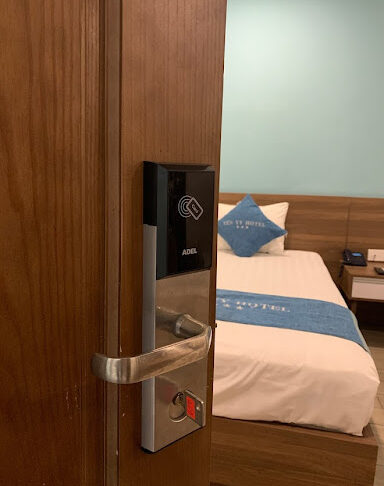 Khóa Adel cho khách sạn
