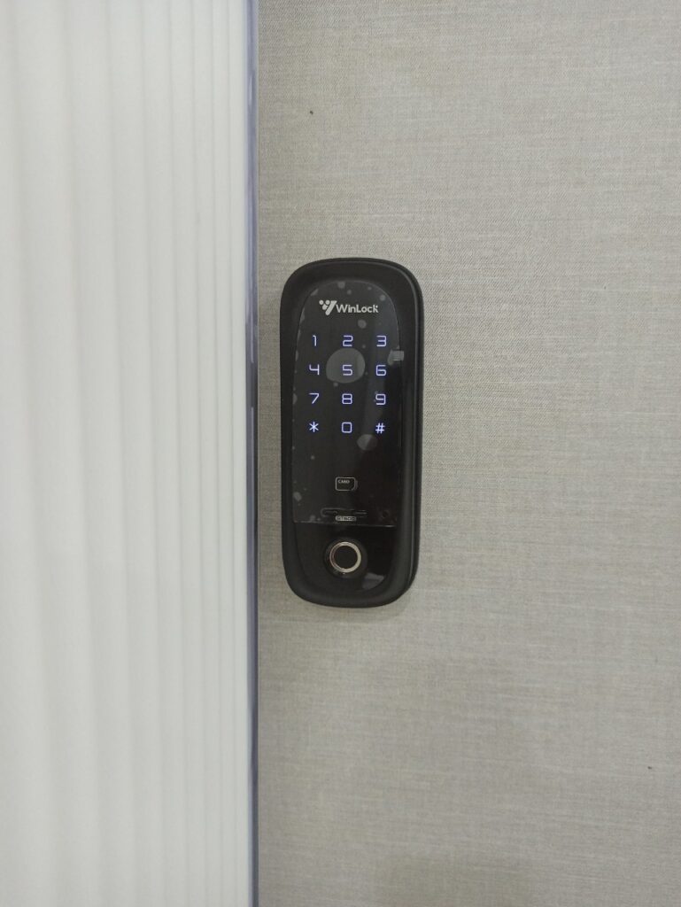 lắp đặt khóa winlock st600