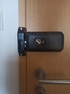 mặt trong khóa winlock cho cửa gỗ