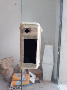 hoàn thiện khóa điện tử cửa kính