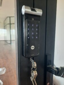 hoàn thiện khóa Yale YDR 414A