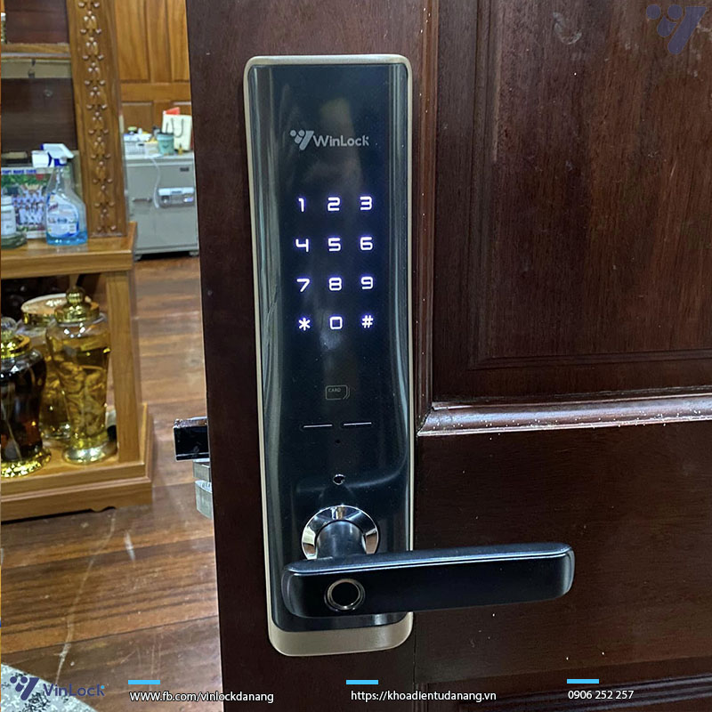 lắp đặt khóa Winlock của gỗ