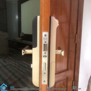 lắp đặt khóa Yale