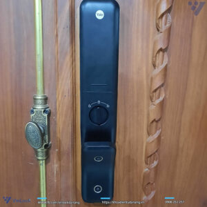 mặt sau khóa Yale Luna Pro+