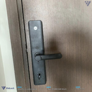 Khóa Yale YDME 100 NxT cửa gỗ