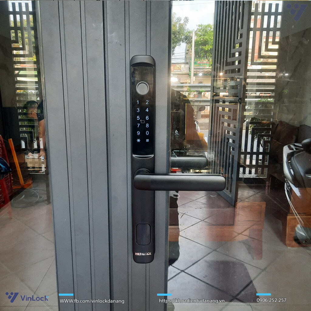 khóa metalock cửa nhôm