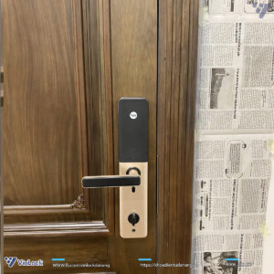 mặt sau khóa yale