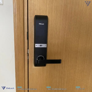 Mặt sau khóa WinLock ST300