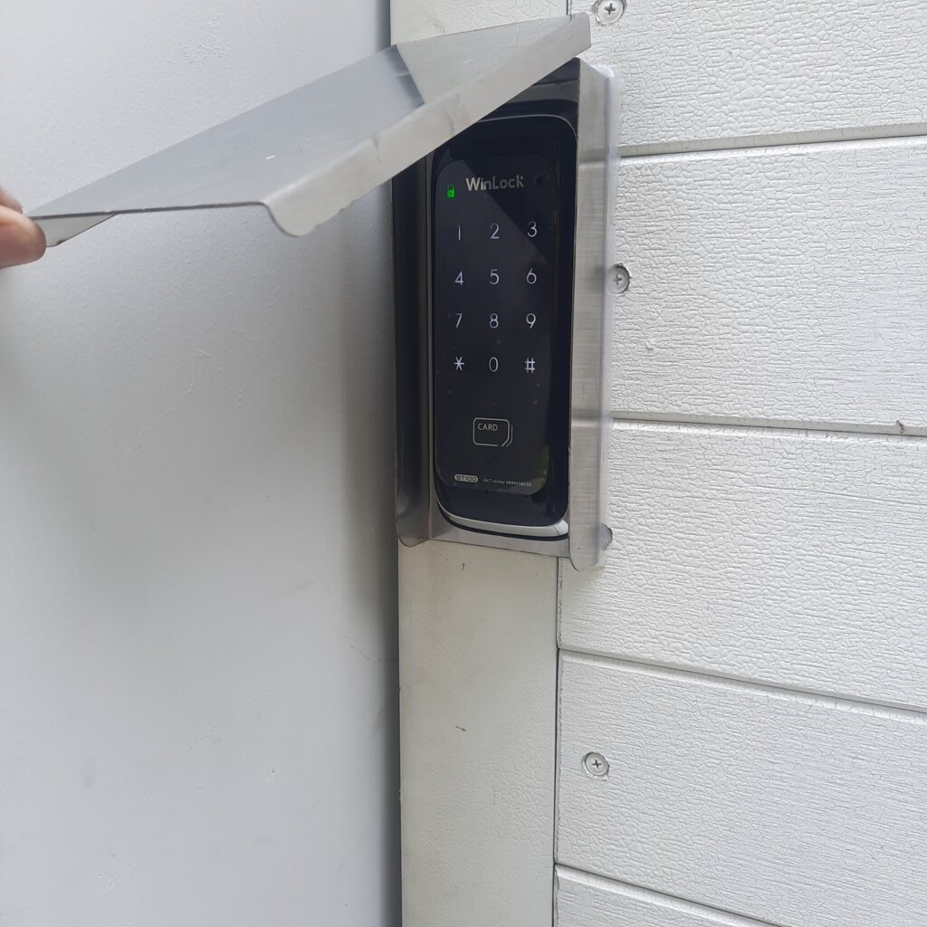 KHóa winLock st100 cho cửa thoát hiểm