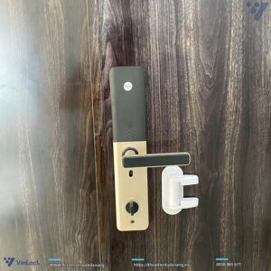 mặt sau khóa yale 200 nxt