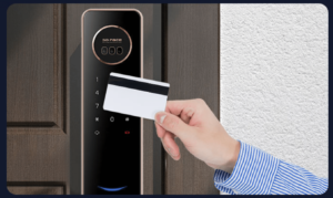 mở khóa bằng thẻ từ