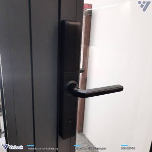 mặt sau khóa cửa nhôm winlock