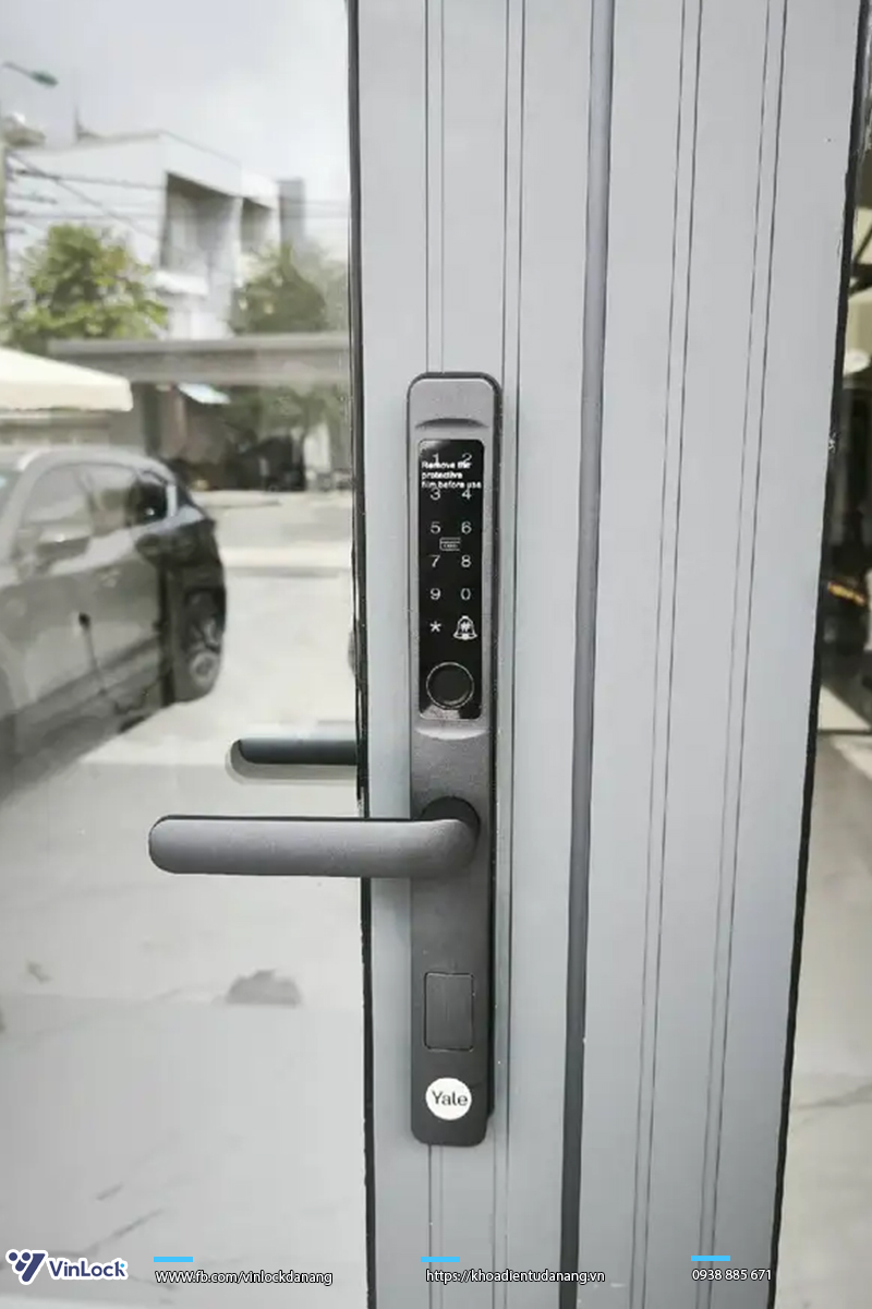 KHÓA CỬA NHÔM YALE YDMA 100NP