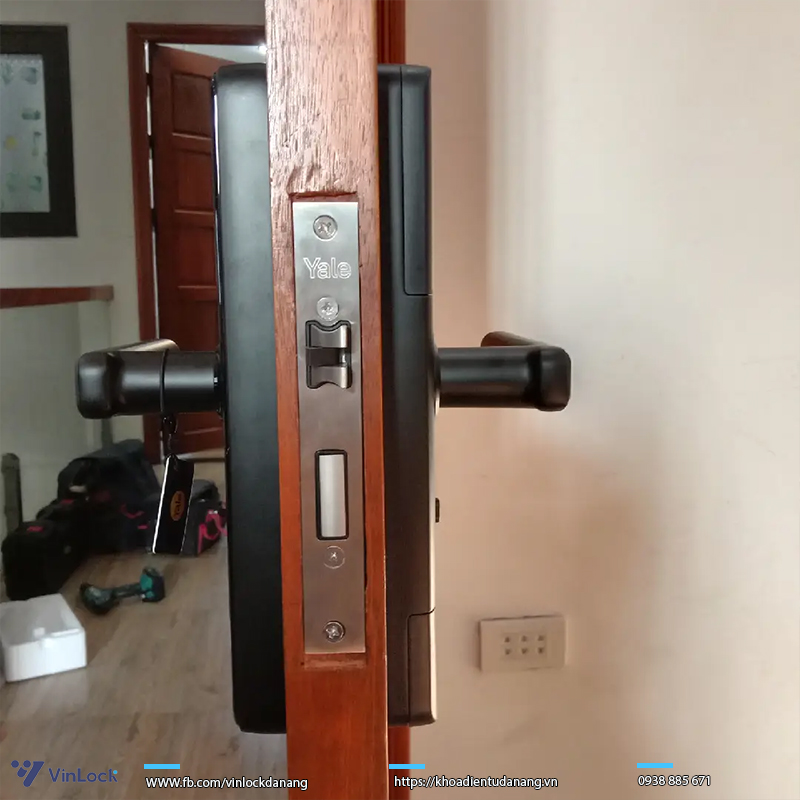 Khóa vân tay Yale YDME 50 NxT