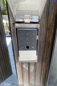 Hình ảnh lắp đặt thực tế Aqara U100 Kit Smart Lock