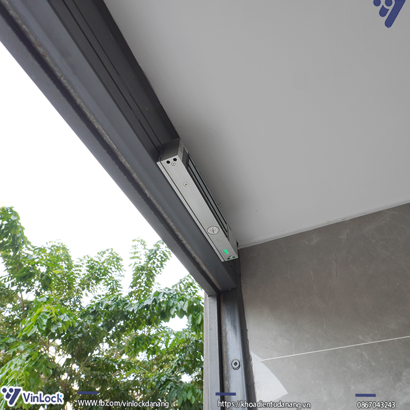 Khoá điện (dùng lực hút nam châm điện từ) có độ bền vượt trội
