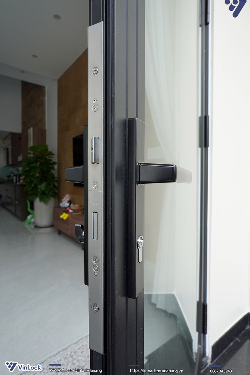 Phần ruột đa điểm của khóa cơ cũ (hình ảnh trước khi thay thế)