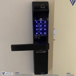 Mặt ngoài khóa vân tay Yale YDM7116A