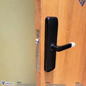 Mặt trong khóa winlock TT360 khi lắp lên cửa