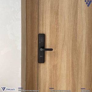 mặt trước khóa
