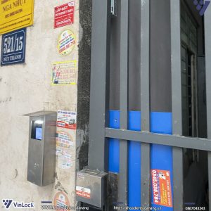 Máy chấm công kiểm soát ra vào lắp đặt tại nhà khách