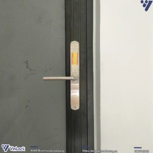 mặt trong khóa Metalock AZT-01 khi lắp lên cửa