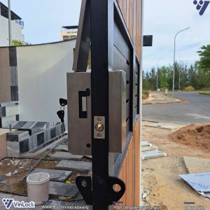 Mặt bên khóa Epic ES-F731G