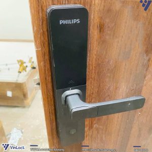 Mặt trong của khóa khi lắp lên cửa