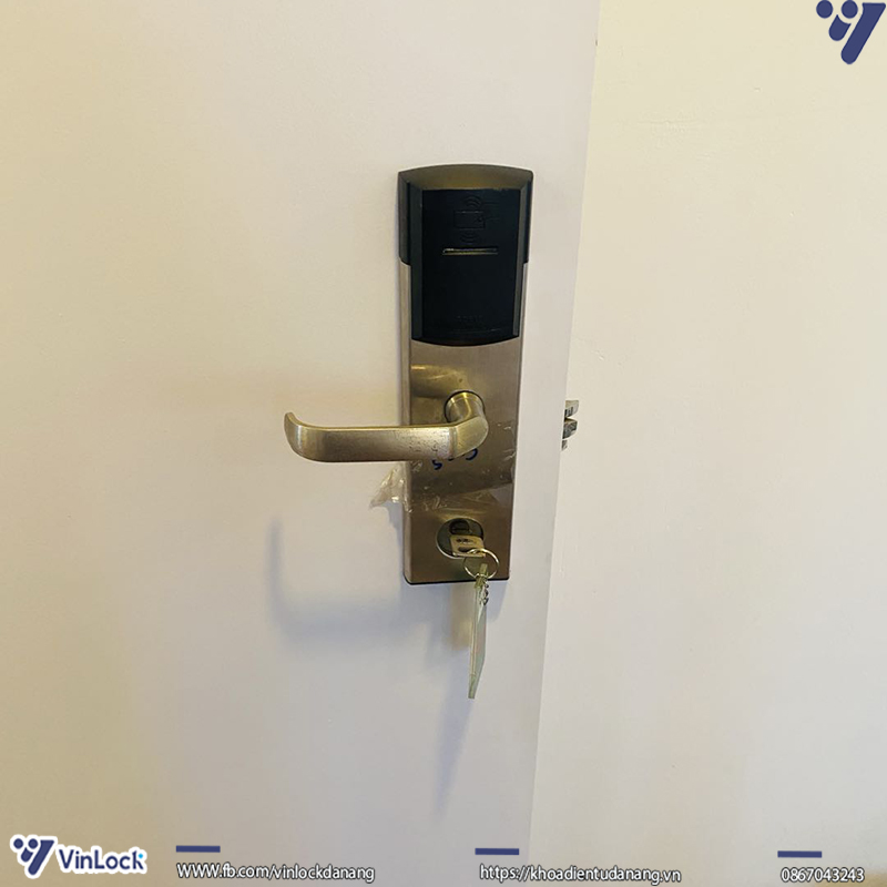Khóa khách sạn ADEL 1800