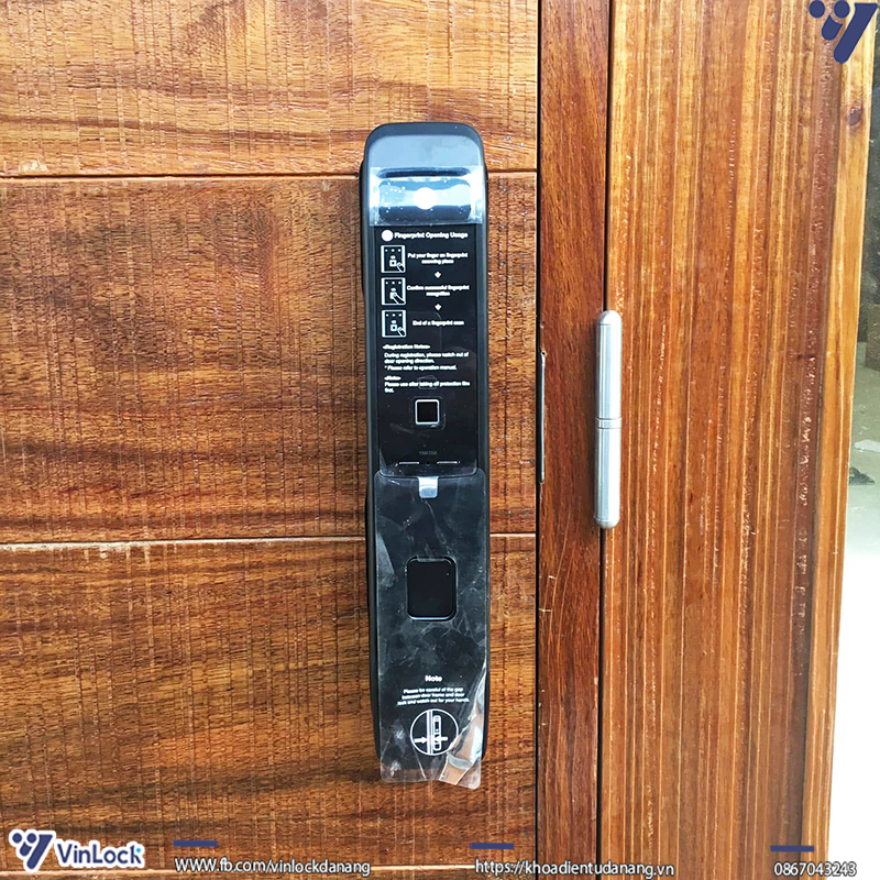 Khóa vân tay Yale YMI70A MB