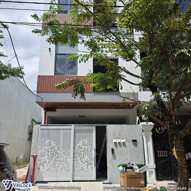 Hệ thống kiểm soát ra vào
