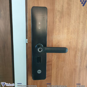 Mặt trong khóa Yale YDME 100 NxT