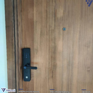 Khóa Yale YDME 100 NxT sau khi lắp đặt lên cửa